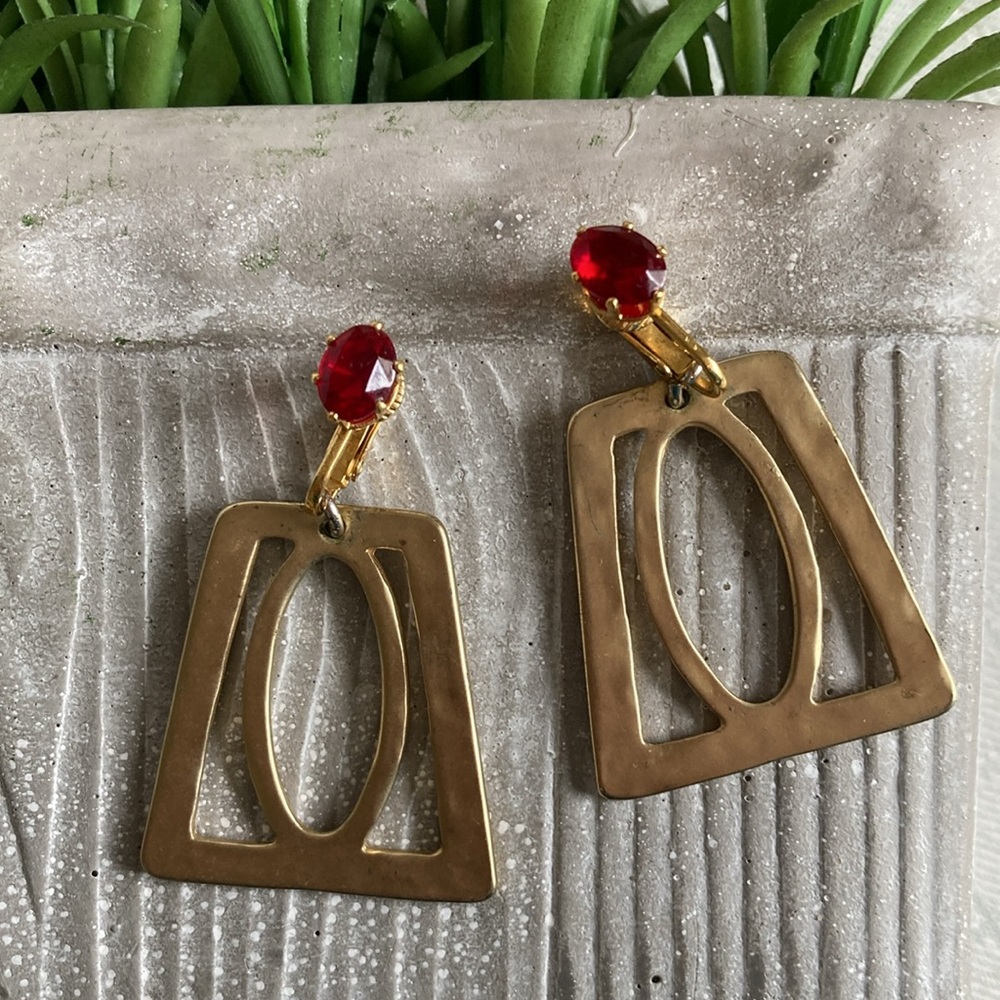brushed Goldtone Geometric Earrings with a red gem lever backs